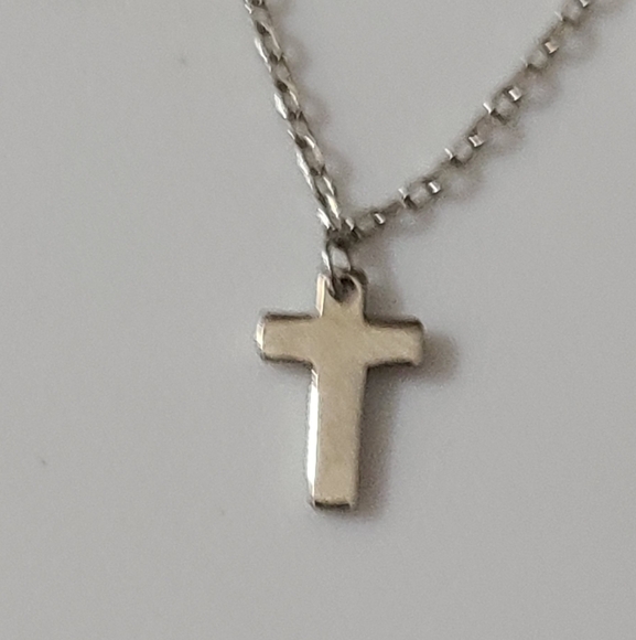 925 sterling silver cross charms necklace 18" euc dainty chain crosses religious - Picture 7 of 7